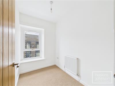 Bedroom 4/Home Office